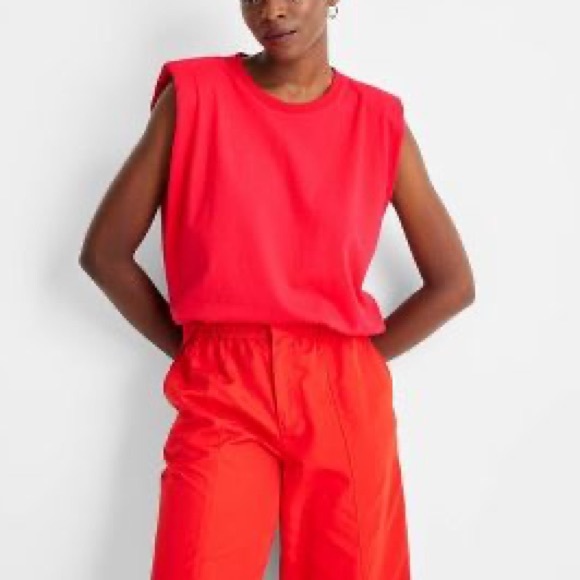 🔖 FUTURE COLLECTIVE Kahlana Barfield Brown Sleeveless Cut-Out Back T-Shirt Red - Picture 4 of 7